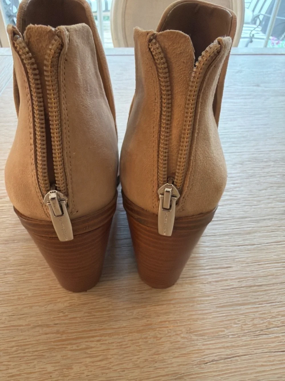 Vince Camuto ankle boot